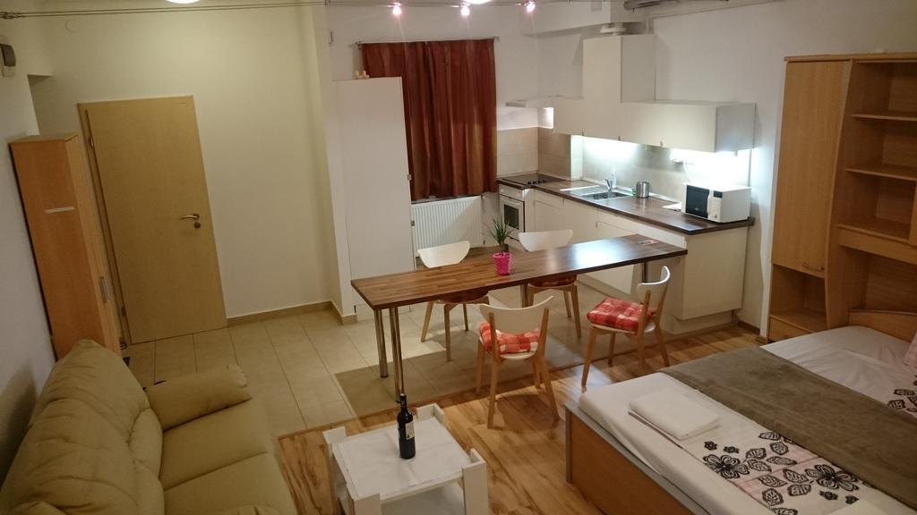 Appartement Délibáb *